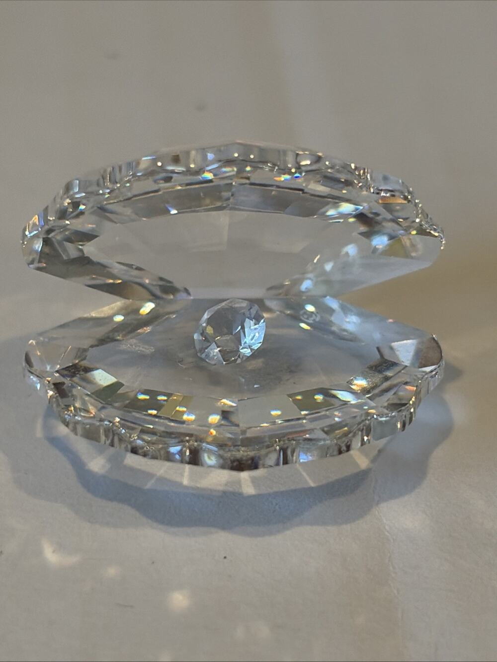 Swarovski Crystal ~ Clam Shell w/Crystal Pearl 7624 Mini 1.25"